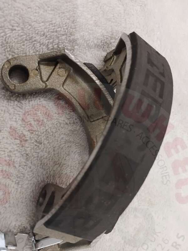 Vespa Primavera, ET3, 50 Special, Rear Brake Shoes EBC. - Image 2