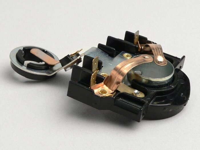 Bulb Holder Early Type - Image 2