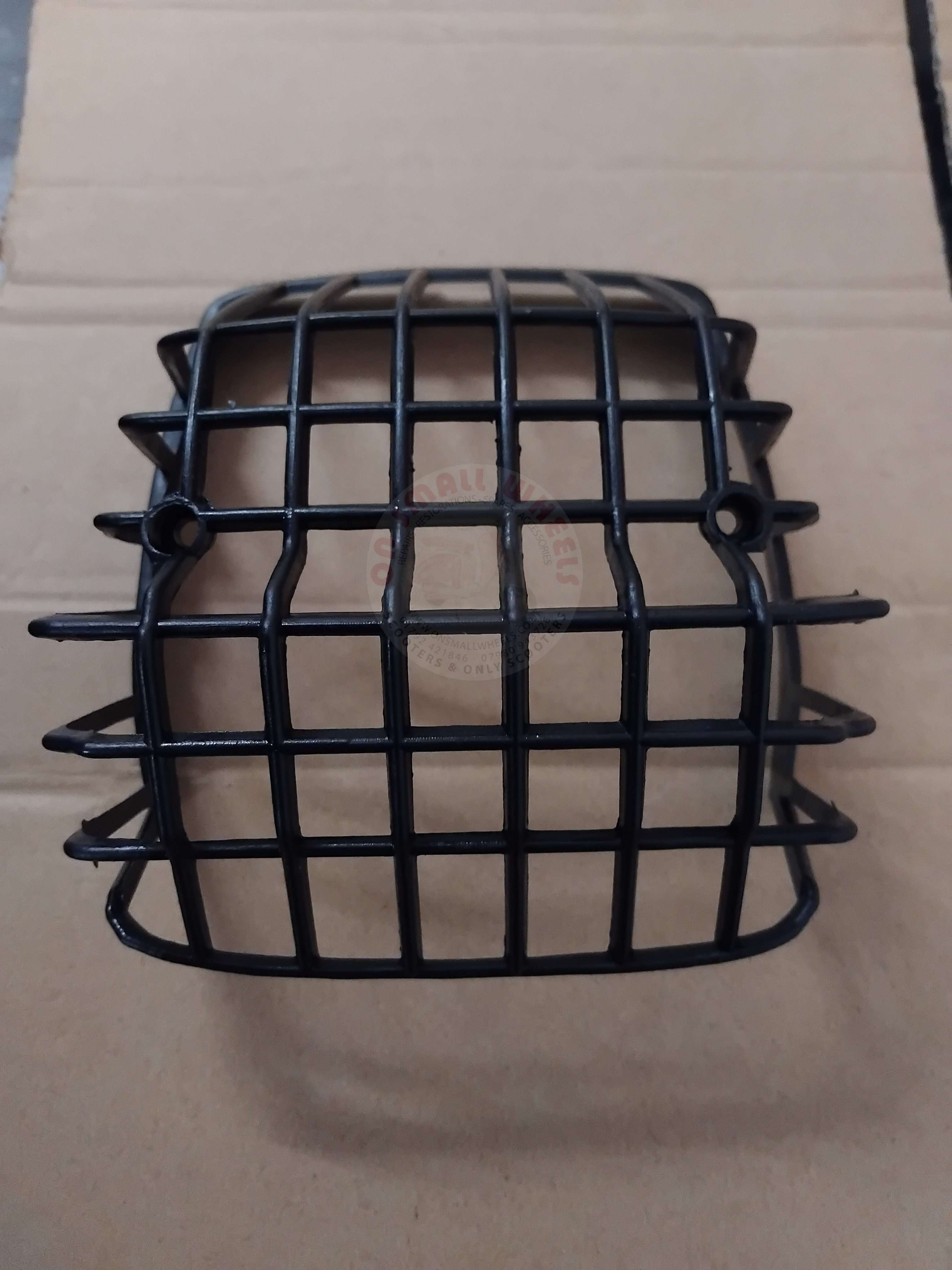 Rear Light Grill N.O.S - Image 2